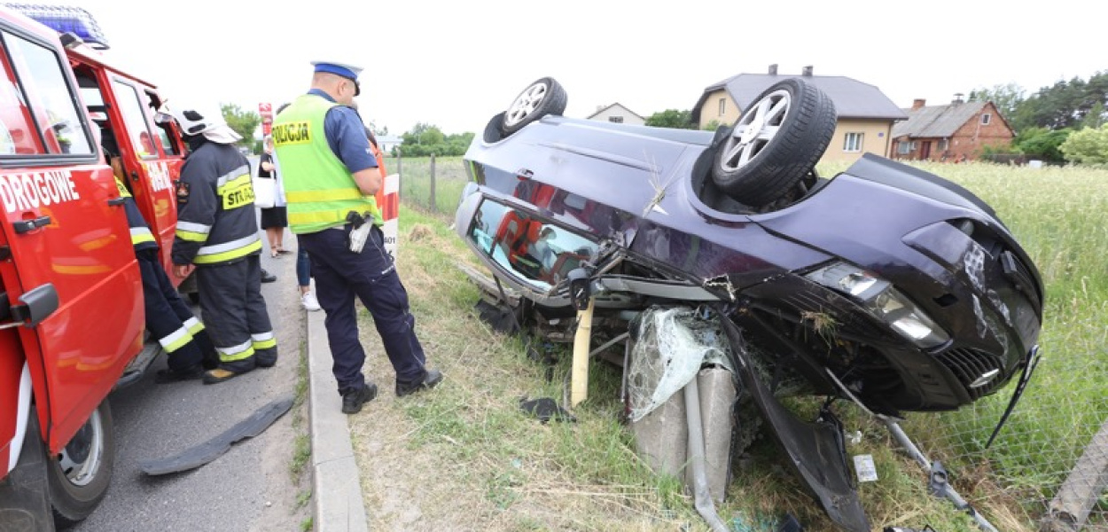 Spektakularne dachowanie