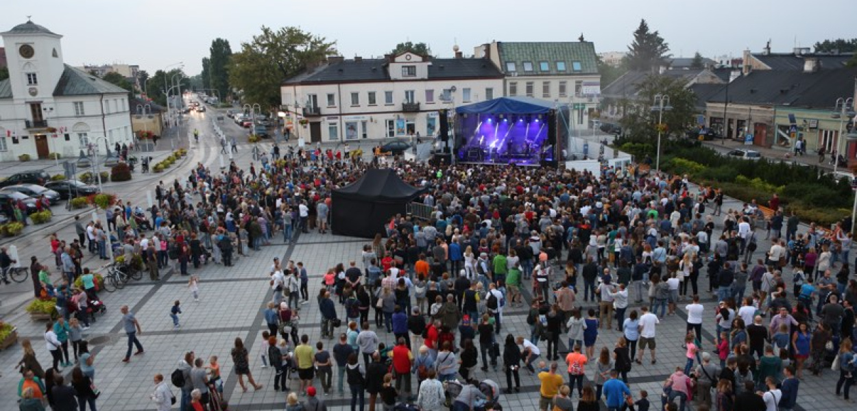 Koncert Lao Che zapełnił piaseczyński rynek