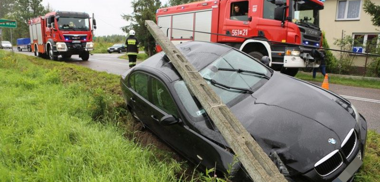 Uciekał przed seicento, skosił słup