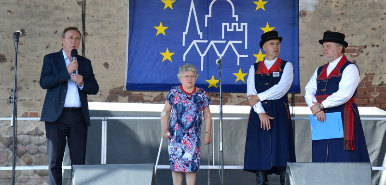 Dziedzictwo, czyli show