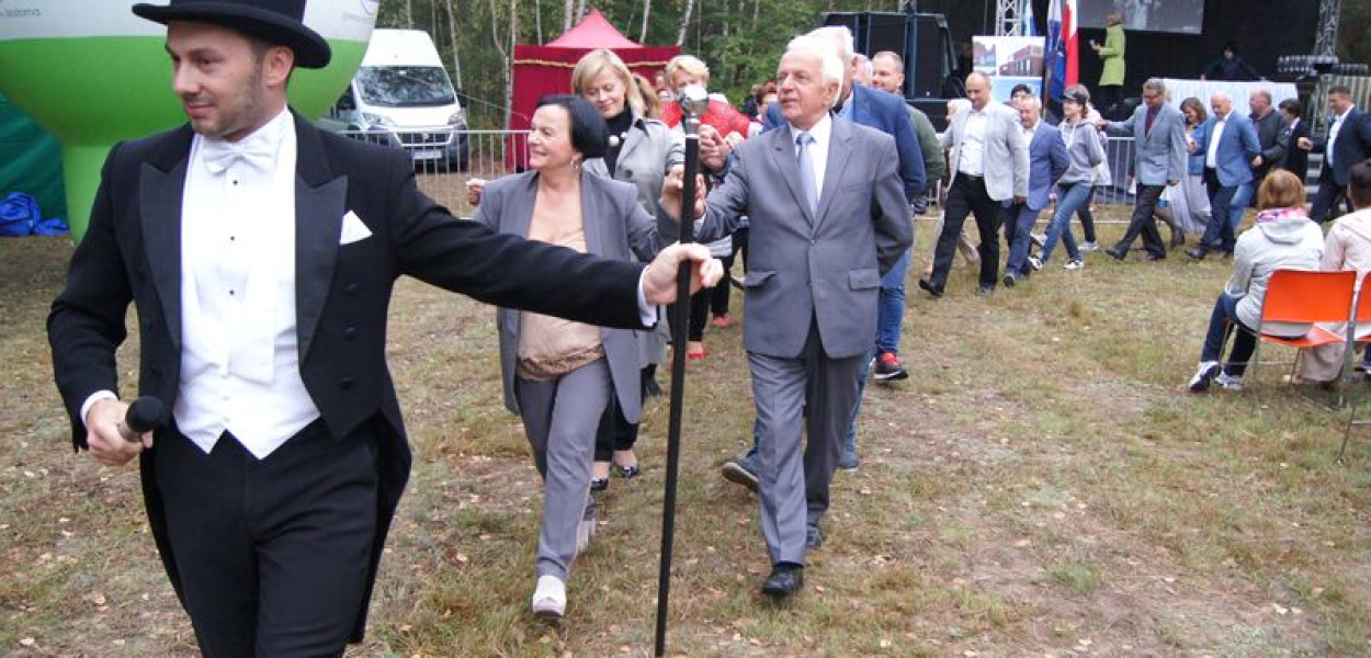 160 par na 160-lecie. Tak Czarnów świętował urodziny