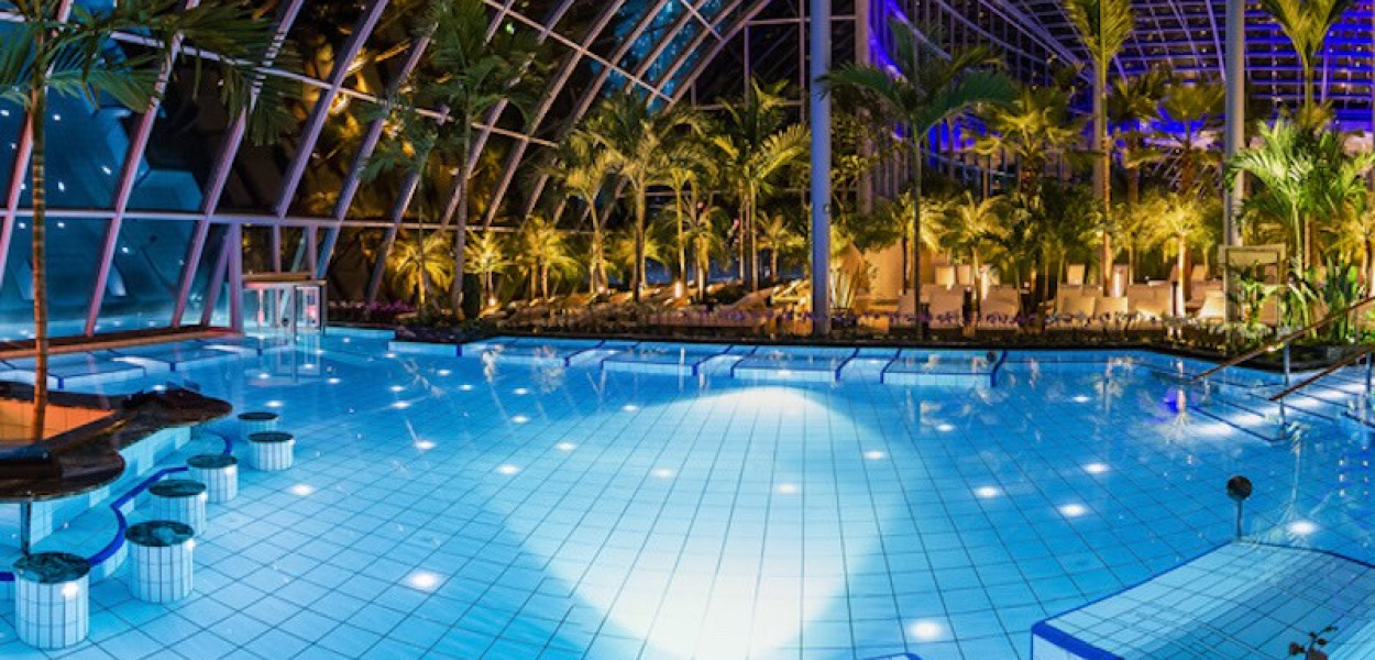  Suntago Wodny Świat to największy zadaszony park wodny w Europie.