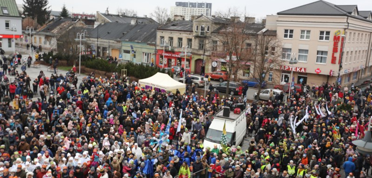 Orszak Trzech Króli. Tysiące ludzi na ulicach miasta