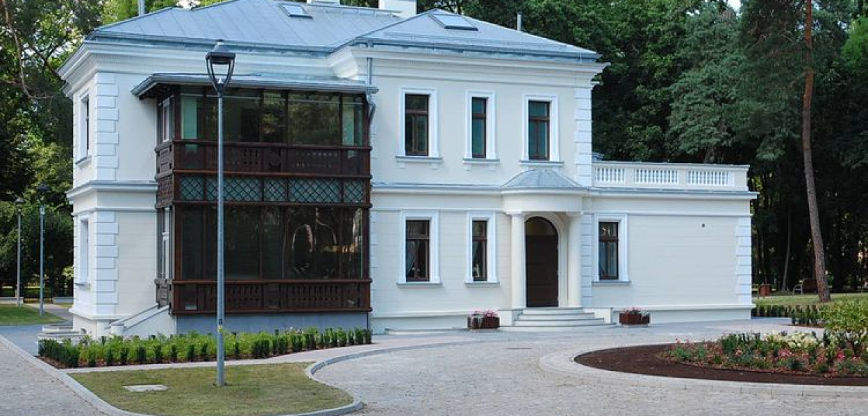 Radna: pałac ślubów nie spełnia swojej funkcji