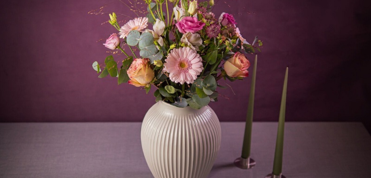  10 sposobów na udekorowanie domu kwiatami - inspiracje i pomysły na to,