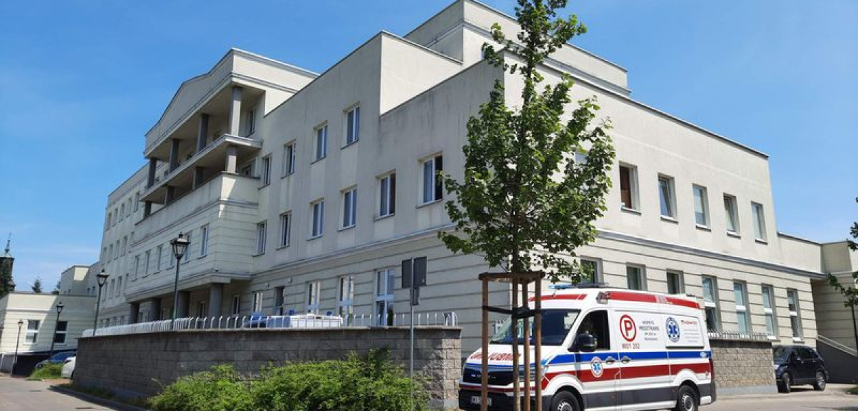 Brawurowa ucieczka spod budynku sądu. Poszkodowani zostali dwaj policjanci