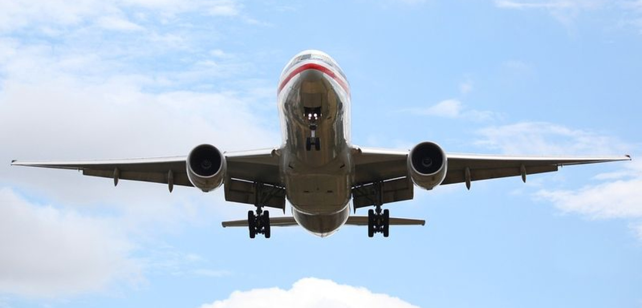 Uciążliwe samoloty. Zabawa w kotka i myszkę trwa w najlepsze...