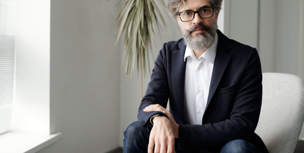 Czym jest działalność jednoosobowa? Jak ją założyć?