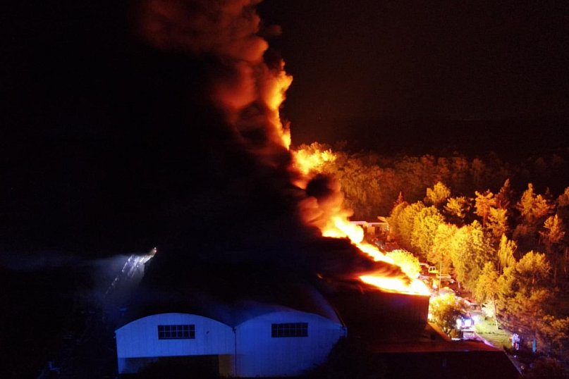 Groźny pożar, toksyczny dym