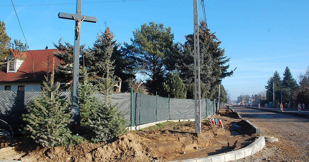 Walczą o zachowanie krzyża