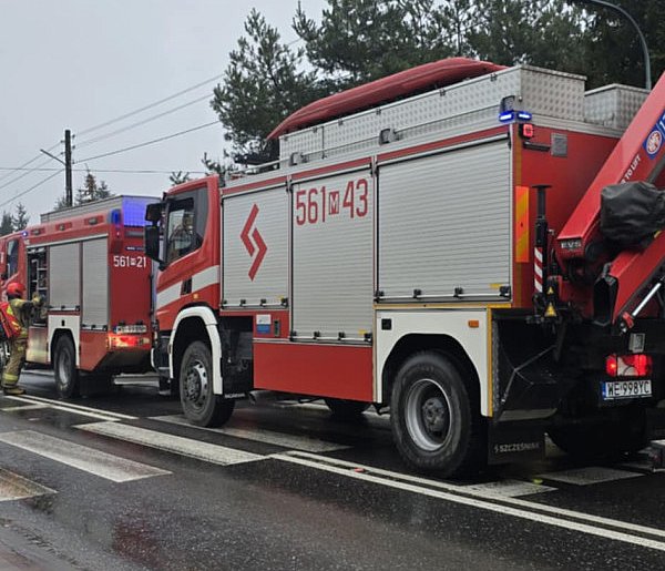 Dwie osoby potrącone na przejściu dla pieszych-105673