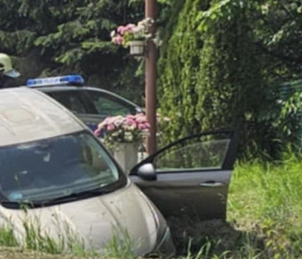 Groźne zderzenie w Mikówcu. Wśród poszkodowanych dziecko-107060
