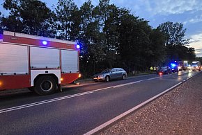 Zderzenie trzech pojazdów na DK 79 w Baniosze-107408