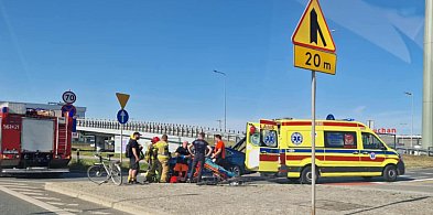 Wypadek na wjeździe do Auchan-107440