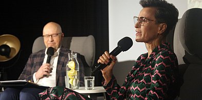 Danuta Stenka odwiedziła Piaseczno -107466