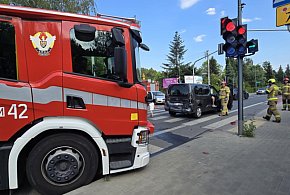 Kolizja z udziałem trzech aut. Sprawczyni odjechała-107549