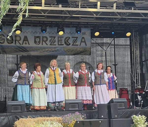 Powitanie lata rozbrzmiało kulturą Urzecza-107591