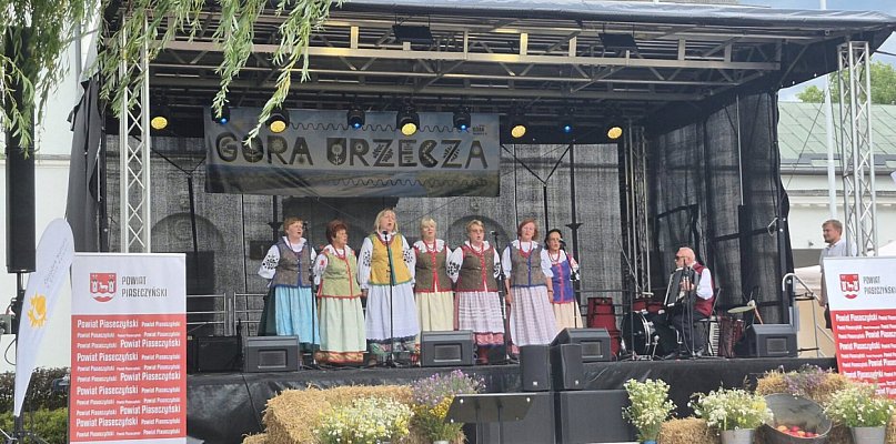 Powitanie lata rozbrzmiało kulturą Urzecza - 107591