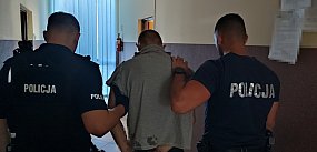 Kradzież i bójka w sklepie – zatrzymany 21-latek