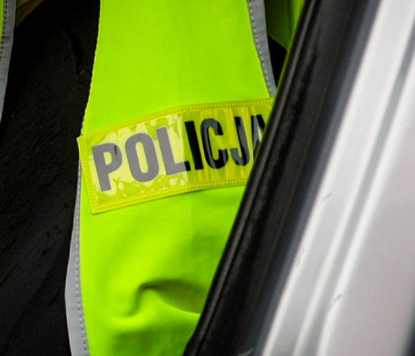 Linie produkcyjne, magazyny, ciężarówki. Policja rozbiła cały przemysł-107652