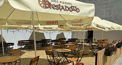 Pizzeria Biesiadowo. Tu wyśmienity smak spotyka taniec i muzykę-108126