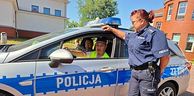 Spotkanie z policjantką-108339