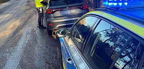 Ryzykowny wjazd na tory w Żabieńcu