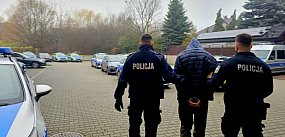 Groził dzieciom nożem! Trafił do aresztu