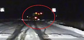 Kierowca autobusu popisywał się przed nastolatkami