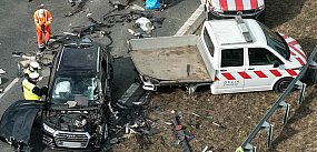 Wjechał w auto służb drogowych