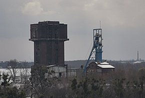 Pięcioletnie urlopy i nawet 170 tys. zł odprawy. Zmiany dla dużej grupy-108780