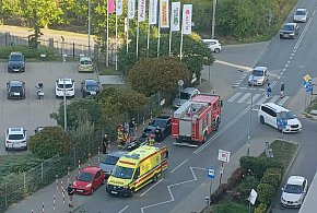 Zderzenie skutera z osobówką, tworzą się korki-108846