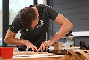 Lepszy fach w ręku czy dyplom uczelni? - 109341