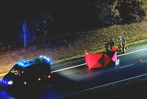 Śmiertelny wypadek na starej „siódemce”. Pas zablokowany-109479