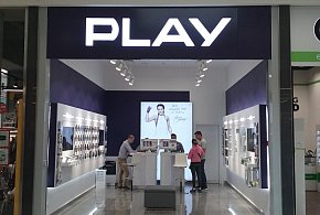 Potężna kara dla Play. Sieć ma zwrócić klientom pobrane środki-110387