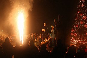 Teatr A wprowadził mieszkańców w atmosferę świąt-110602