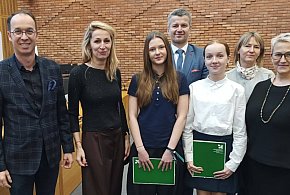 Doceniono wybitnych uczniów - 110632