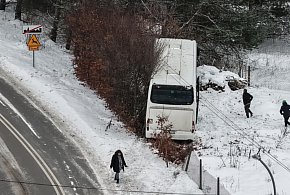 Zderzenie z udziałem autobusu szkolnego