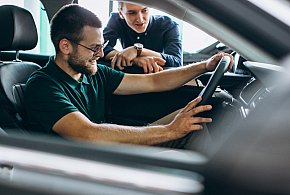 Luksusowy wynajem w stolicy: Jakie auta premium najlepiej sprawdzą się na spotkani