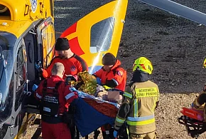 Karambol na S7. Droga zamknięta, jedna osoba śmigłowcem zabrana do szpitala