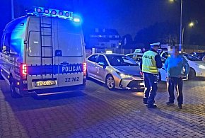 Nocna obława na kierowców z aplikacji w Piasecznie