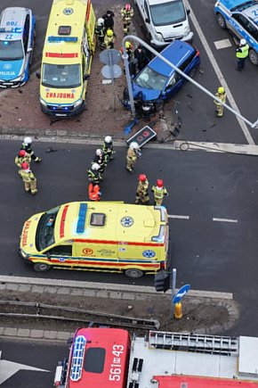 Wypadek! 4 osoby trafiły do szpitala-2730