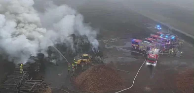 Pożar w Mikówcu – akcja strażaków o świcie-109781