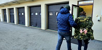 43-latka zaskoczona wizytą policji. Przez lata unikała kary