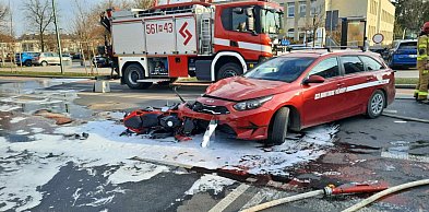 Dramatyczne zderzenie na Chyliczkowskiej!  Ulica zablokowana