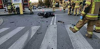 Poważny wypadek motocyklisty, utrudnienia na trasie 724
