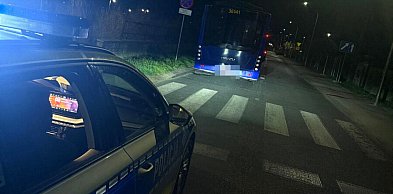 Pijana dwukrotnie wjechała w autobus i próbowała przekupić policjantów