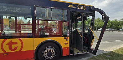 Kolizja autobusu na Puławskiej