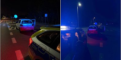 Pijany uderzył w znak drogowy. Próbował przekupić policjantów