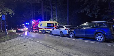 Groźnie wyglądająca kolizja trzech aut-109222